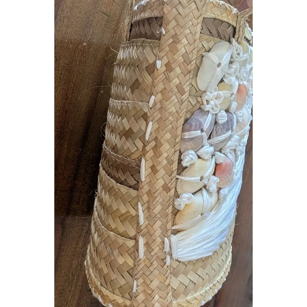 Woven Straw Tote Bucket‎ Shoulder Bag Tan Seashell Raffia  Fabric Lined Beach